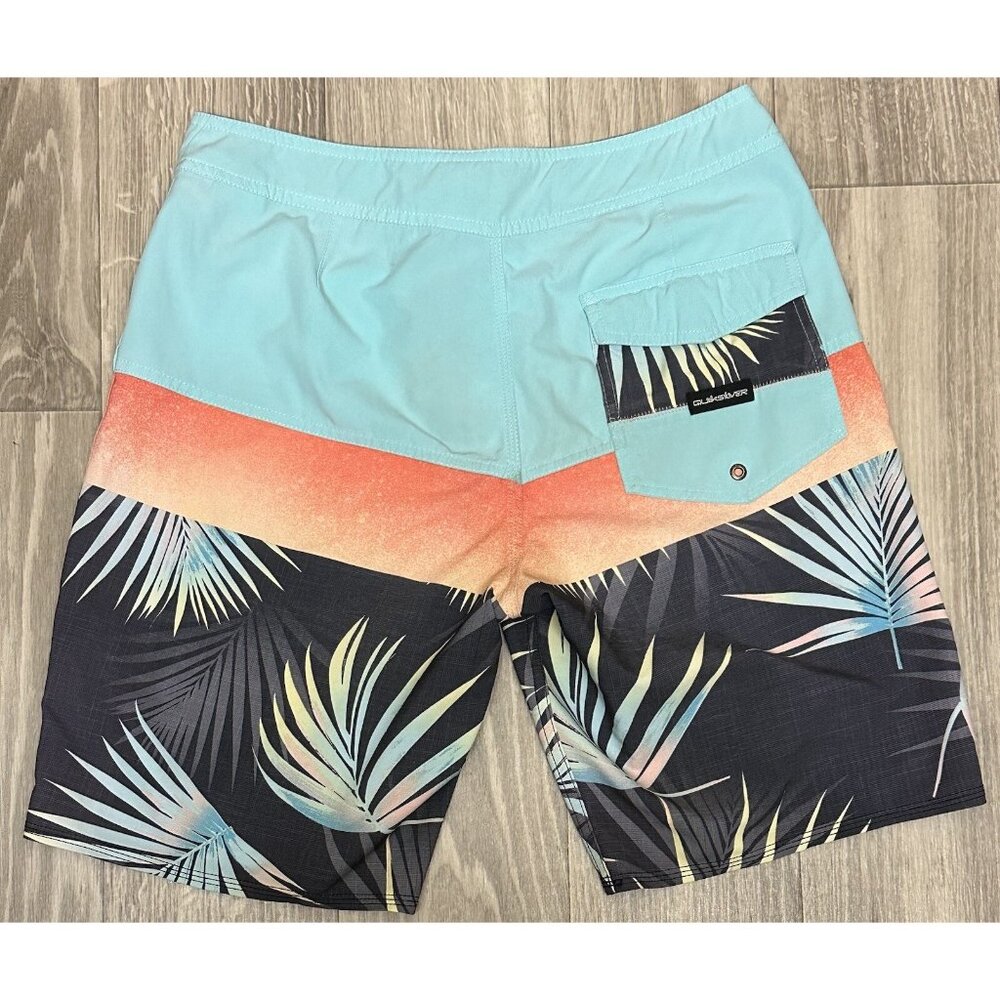 Quiksilver Men's Standard Surfsilk Stretch 20" Boardshort Swim Trunk Blue Sz 30 - Picture 2 of 5